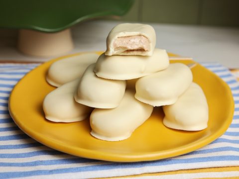 Παγωτίνια Καραμέλα με Κότατζ και Χουρμάδες