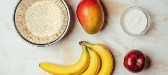 PORRIDGE ΒΡΩΜΗΣ ΜΕ ΓΙΑΟΥΡΤΙ ΚΑΙ ΦΡΟΥΤΑ