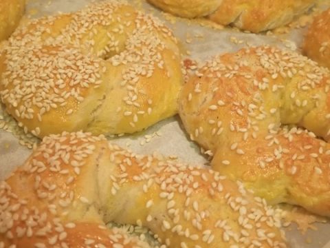 Τυροκούλουρα Ή με Σουσάμι 🥯